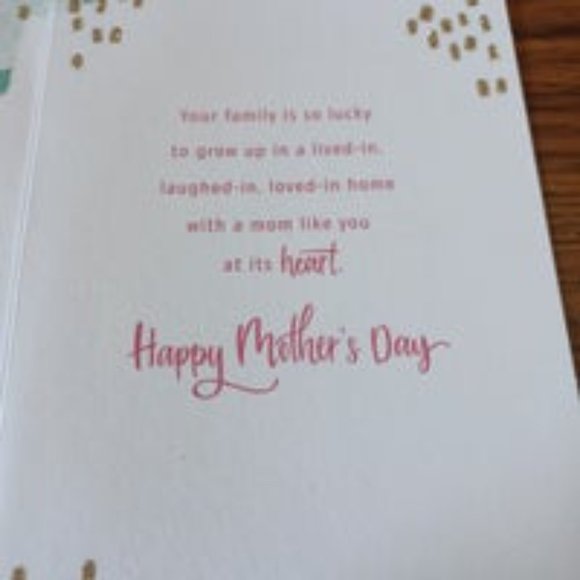 Mothers Day Card (Fun Mom) Hallmark - Picture 7 of 7